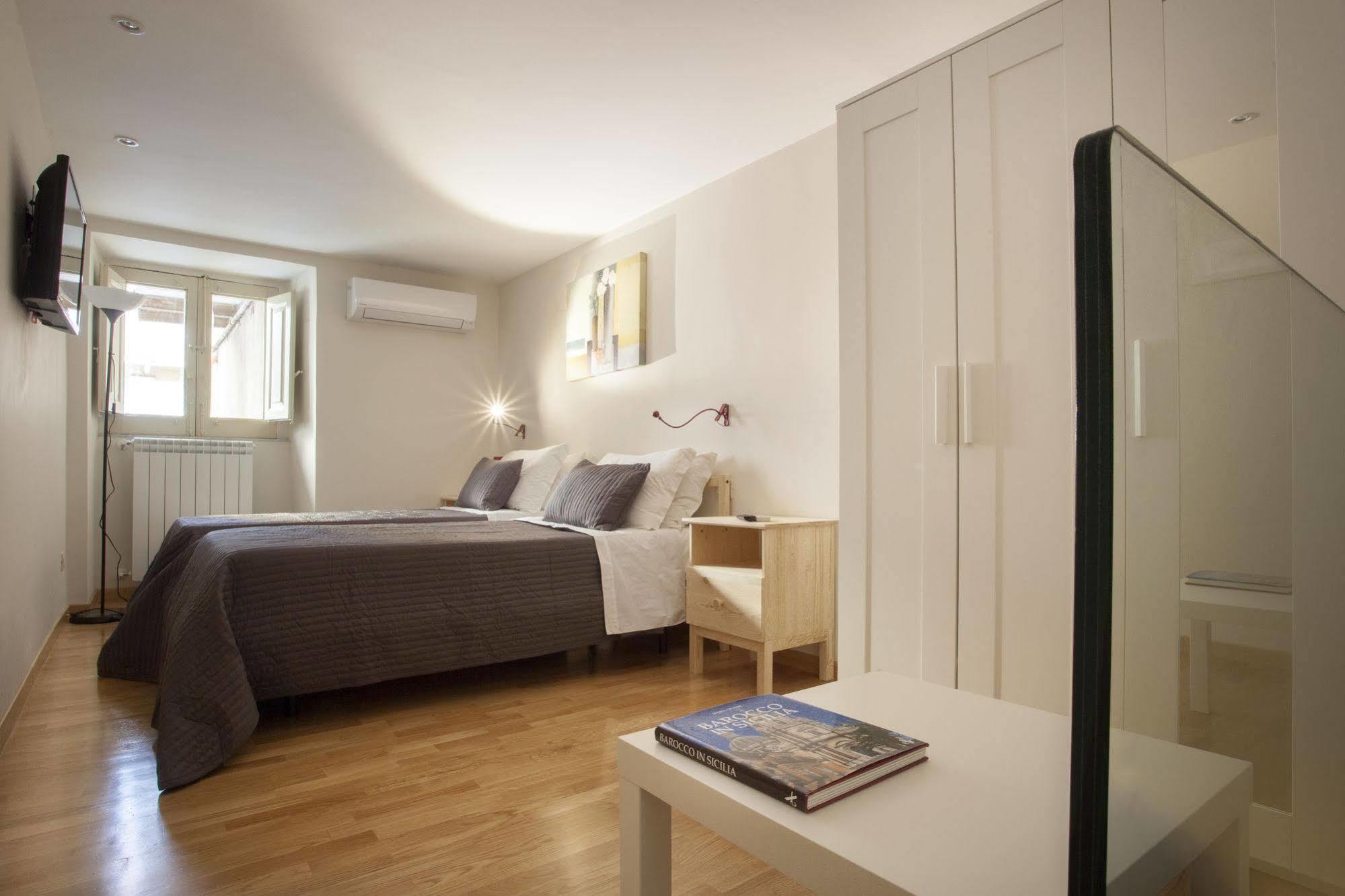 Antiche Volte Bed & Breakfast Catania Luaran gambar